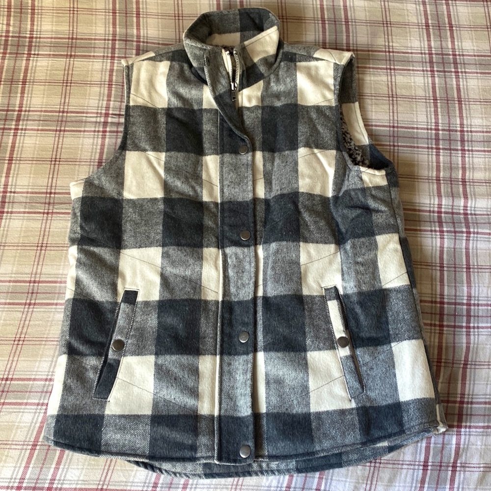 Grey Sherpa Vest, soft and fuzzy. Great condition